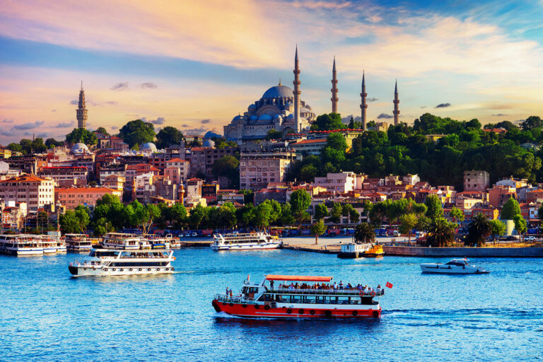 How to Survive in Turkey: 20 Useful Phrases That Will Take Your Holiday Even Further